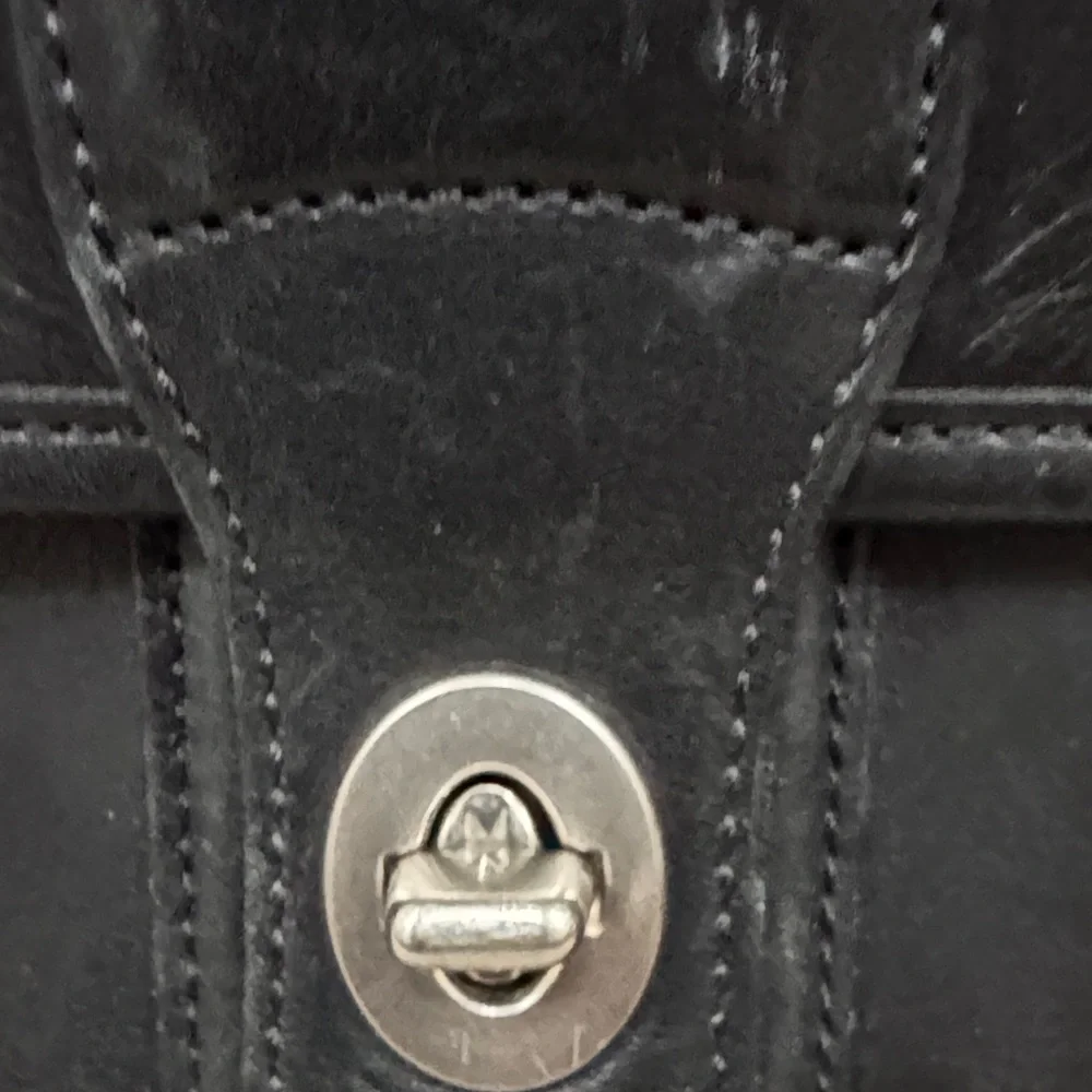 2005 Coach Black Leather Men's Briefcase kisslock